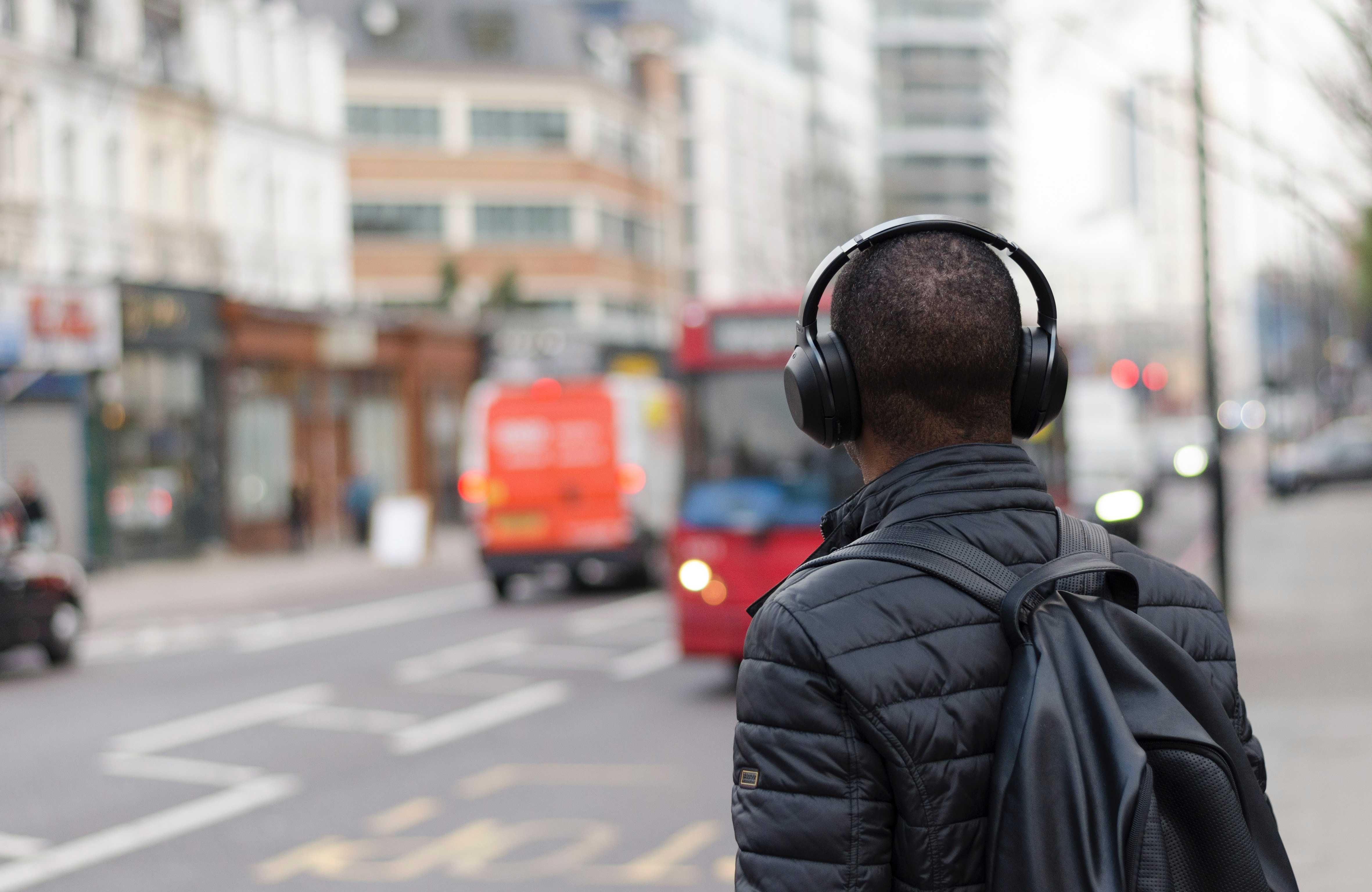 First noise best sale cancelling headphones