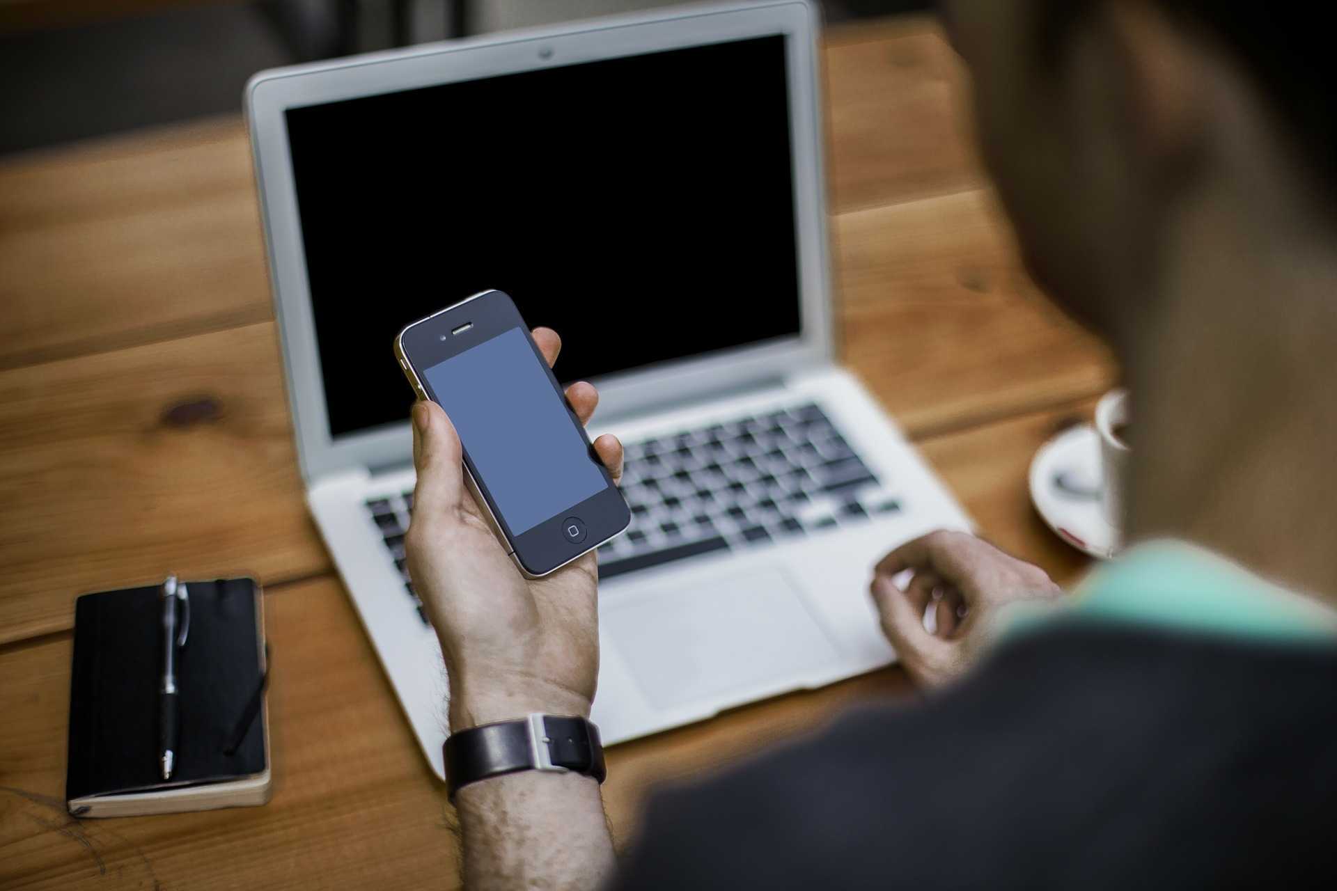 texting during conference call