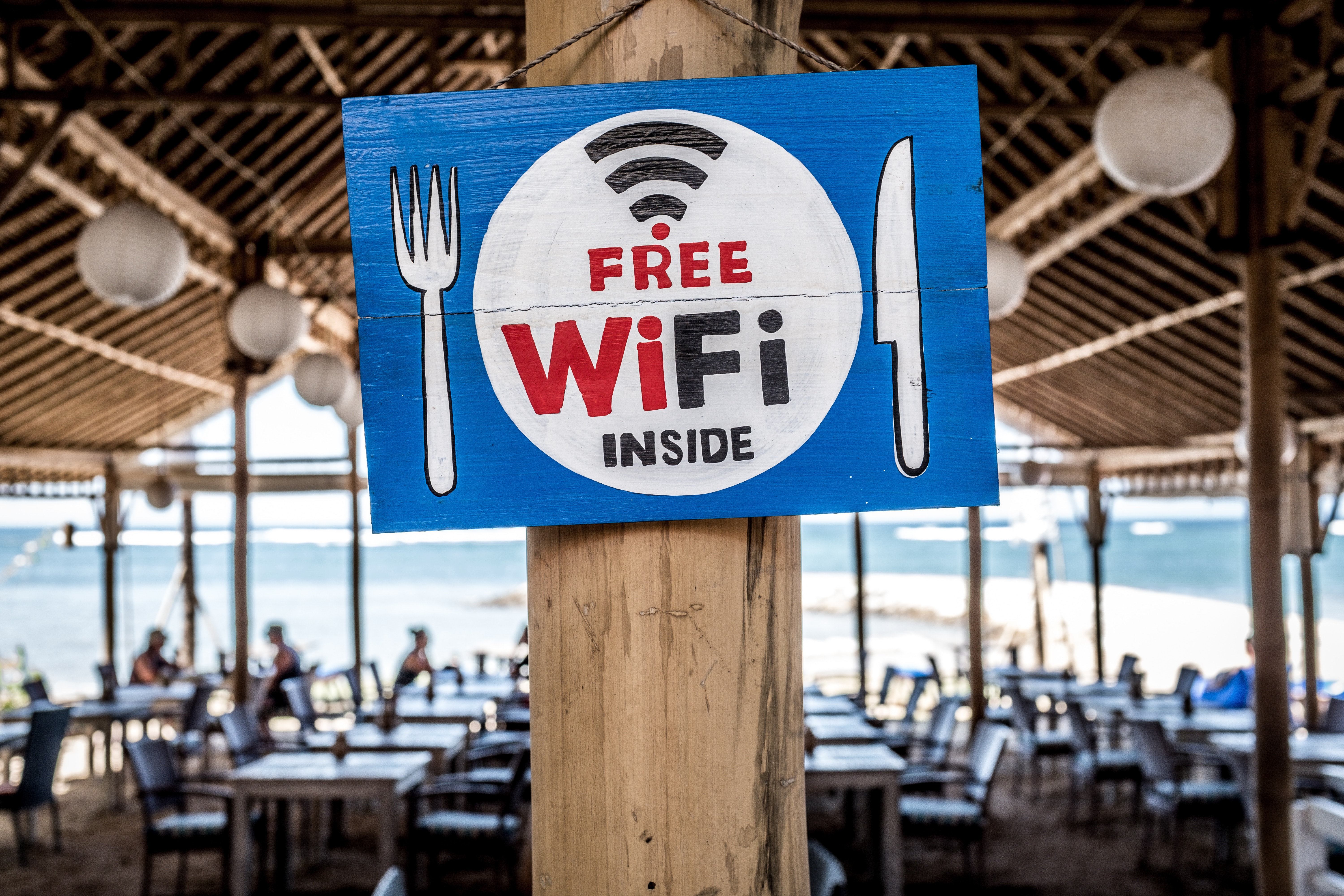 finding wifi in digital nomad life