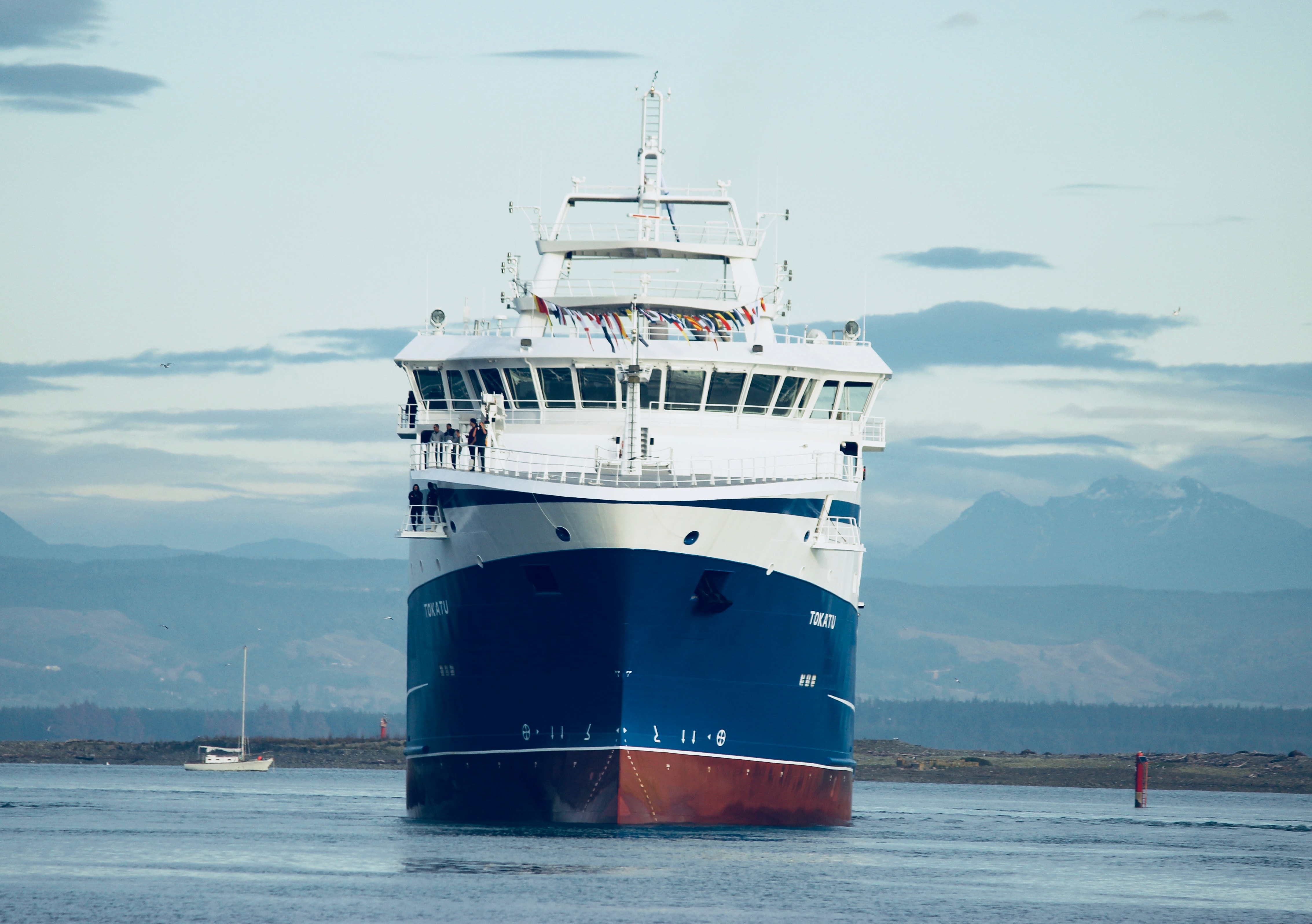 make ships quieter for aquatic noise pollution