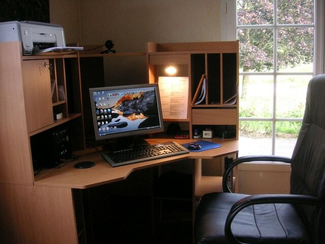 The 6 must haves when setting up a home office