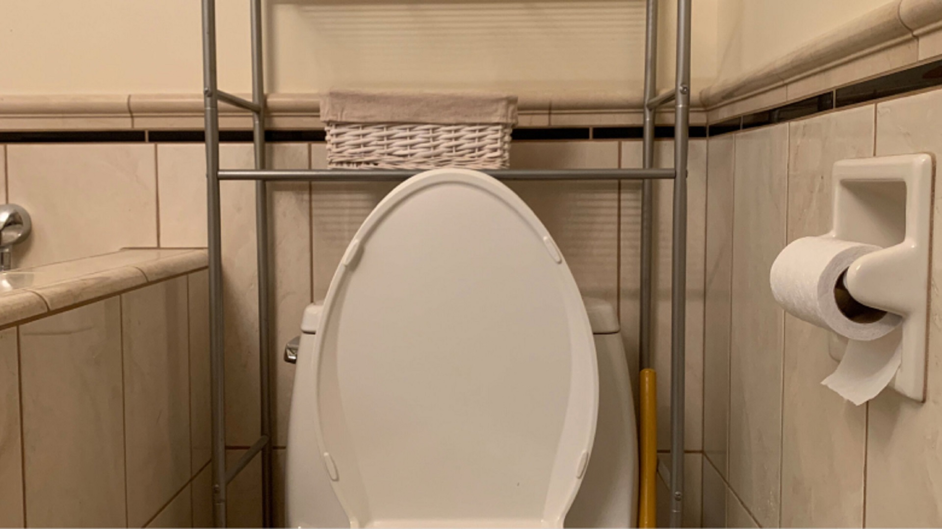 toilet background