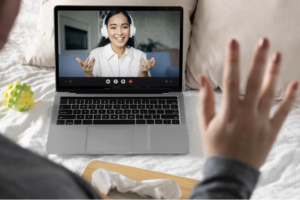 how does a webinar work