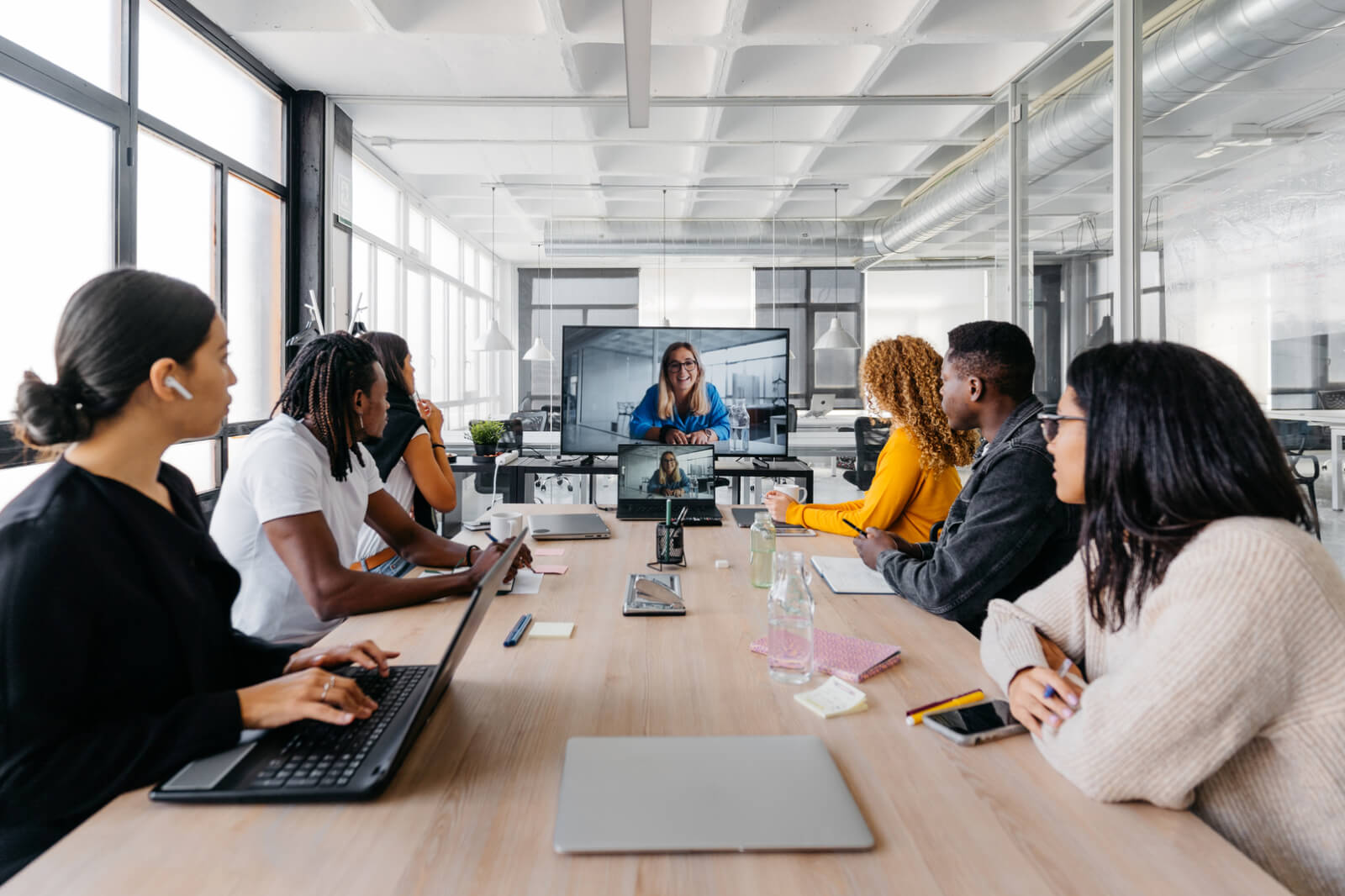 10 Best Meeting Management Software Tools for 2026 (Tested & Compared)